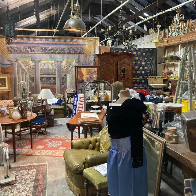 Jessica Quiniou - Brocante et Antiquités - Pont-l'Abbé - Pays Bigouden