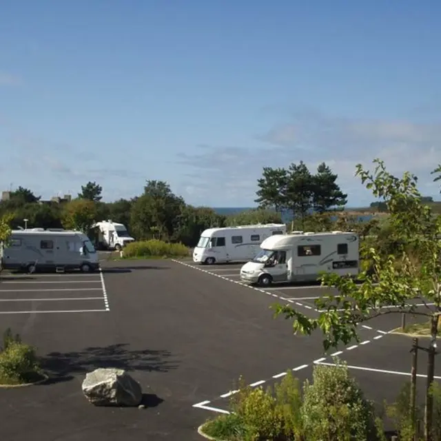 Aire-de-stationnement-Camping-cars-de-Kermor-Arzon-Golfe-du-Morbihan-Bretagne Sud