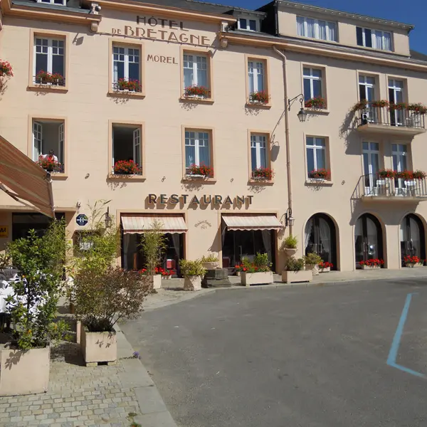 Hôtel - Le Bretagne - Dol-de-Bretagne