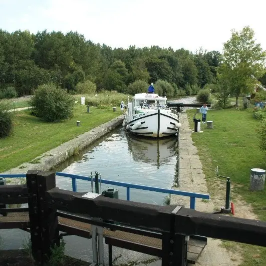 ©P Choleau Canal à Tinténiac