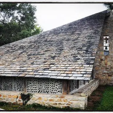Chapelle privée - La porte ouverte - Loctudy Pays Bigouden Sud