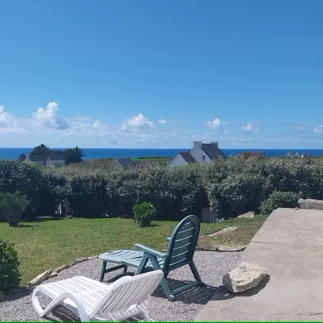 Location Menhir -Plozevet -Pays bigouden -Bigoudenjoy