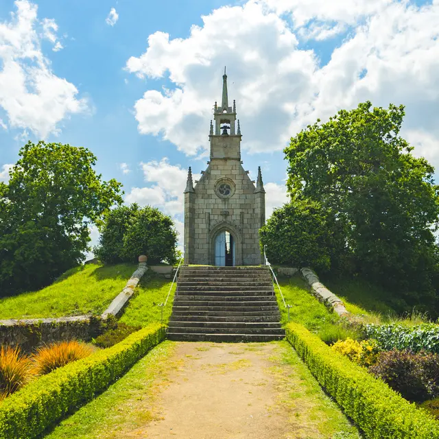 207 Chapelle du calvaire La Roche Derrien