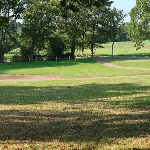 2354_6887_Aire_camping_car_xlarge