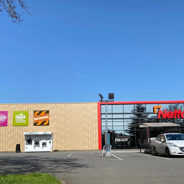 Façade Netto Fouesnant