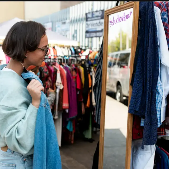 Braderie textile - Plozevet - Pays bigouden