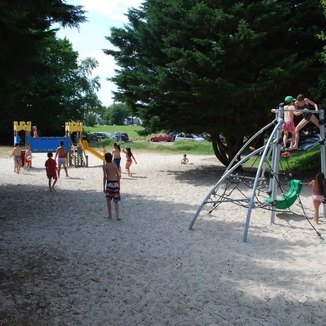 Aire de jeux de la plage de Kerleven