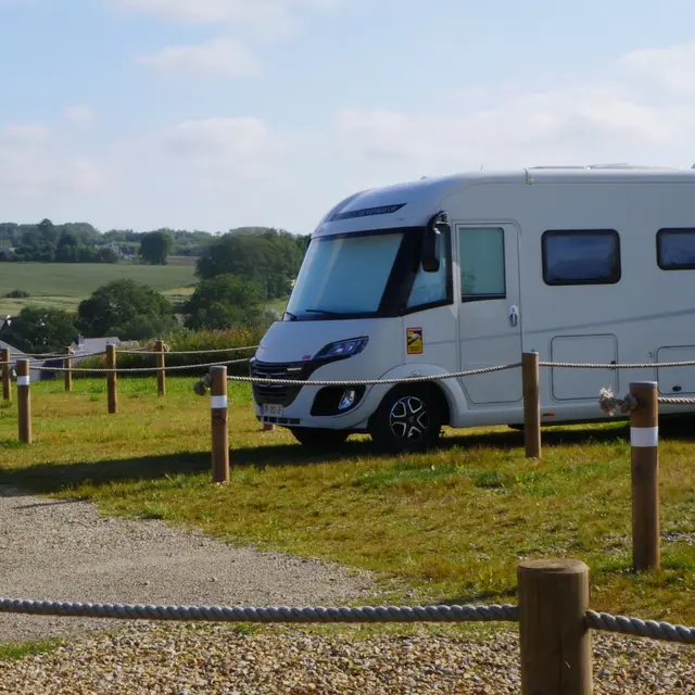 Aire_camping-cars_Plumelin