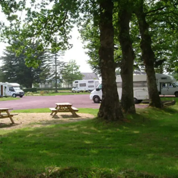 Aire_de_Service_Camping_Car_Paimpont