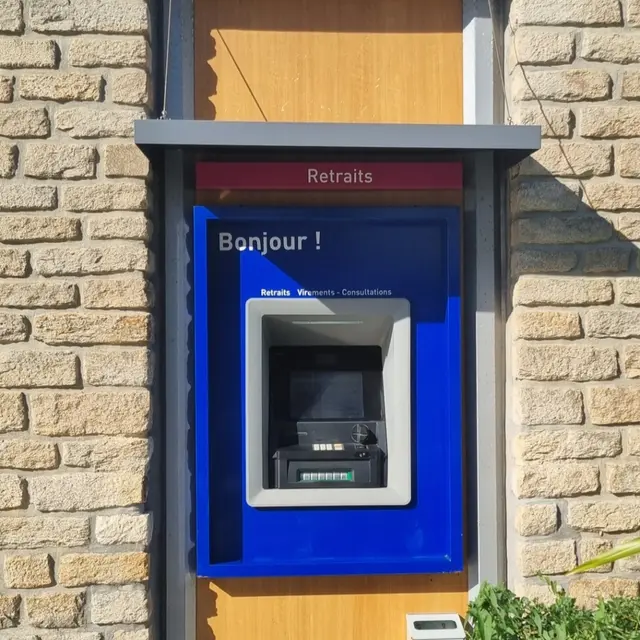 Distributeur du Crédit Mutuel de