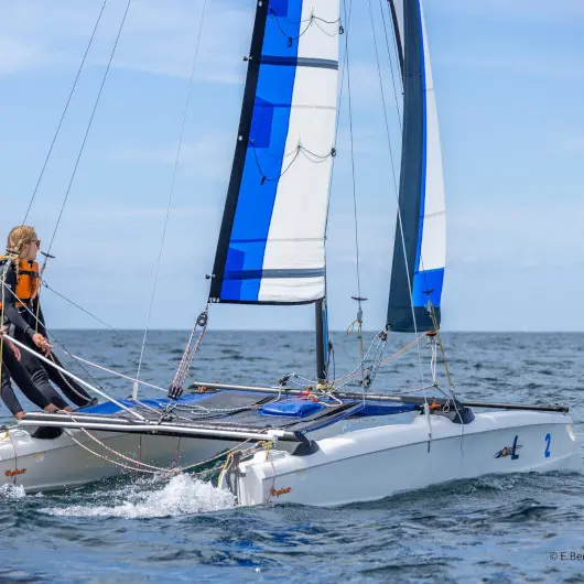Catamaran 14 +