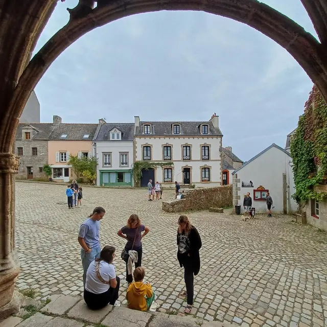 Chasse aux Kuriosités à Pont-Croix avec les Archi Kurieux