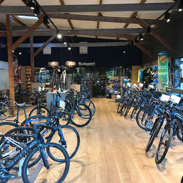 Cycles Manu Scotet - Giant Pont-L'Abbé - Pays Bigouden - Bigoudenjoy