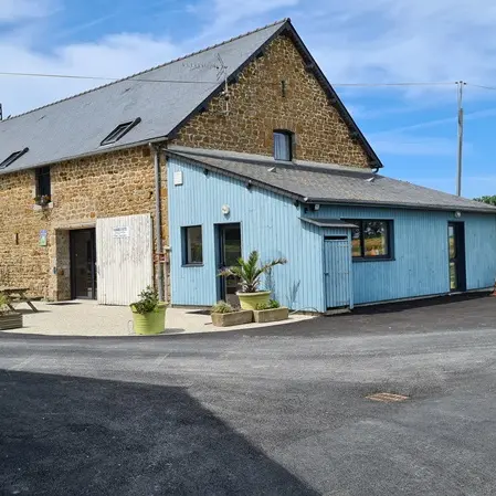 Gîte de groupe - Domaine du Pré Salé - Roz  sur Couesnon - EXTERIEUR