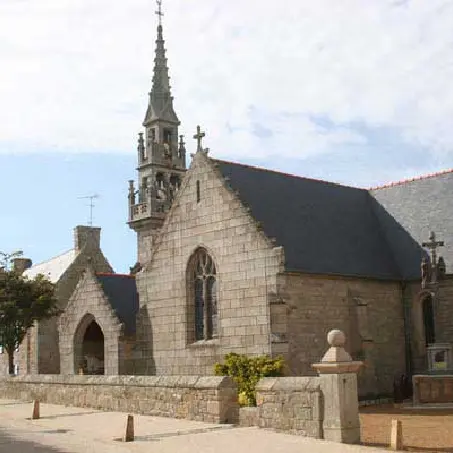 Eglise Saint Léonore et Sainte Anne
