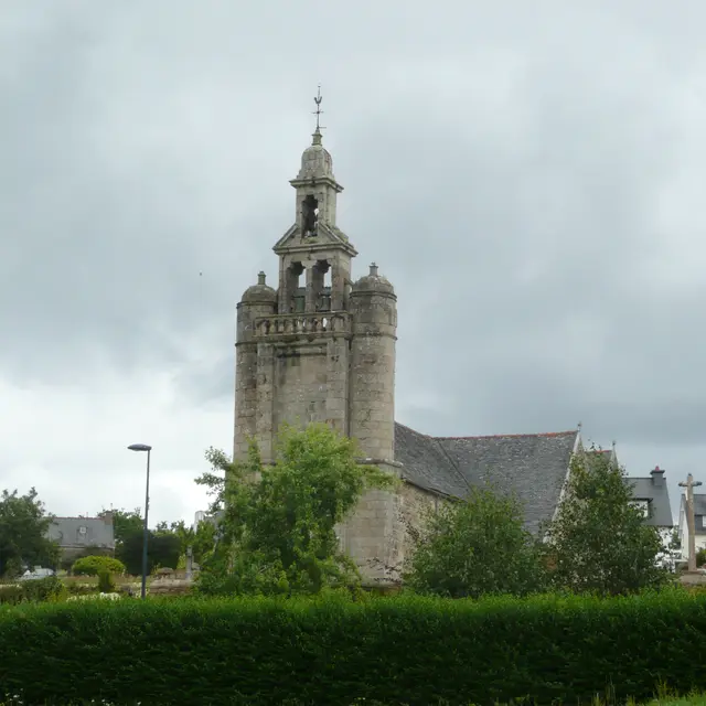 Eglise paroissiale de St Quay-Perros
