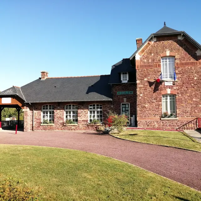 Maison Ecole - Saint Gonlay - avril 2023