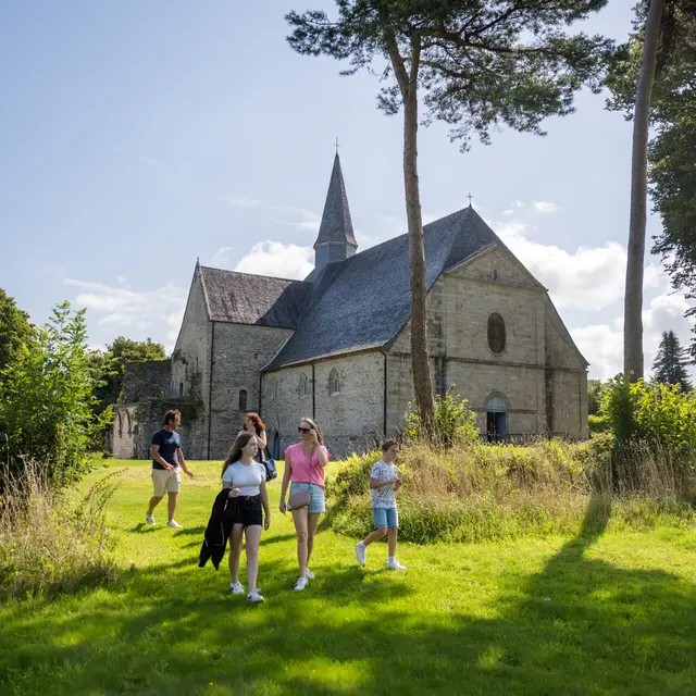 L_abbatiale-Mathieu_LE_GALL-Abbaye_du_Relec-37114-1920px