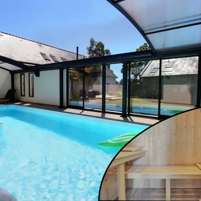 Piscine intérieur et sauna
