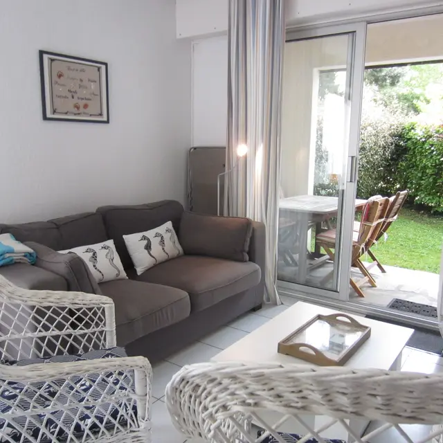 Roinel-Marechal-Salon