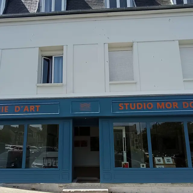 Studio Mor Douar outside