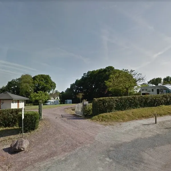aire de stationnement - Campénéac - Brocéliande - Morbihan - Bretagne