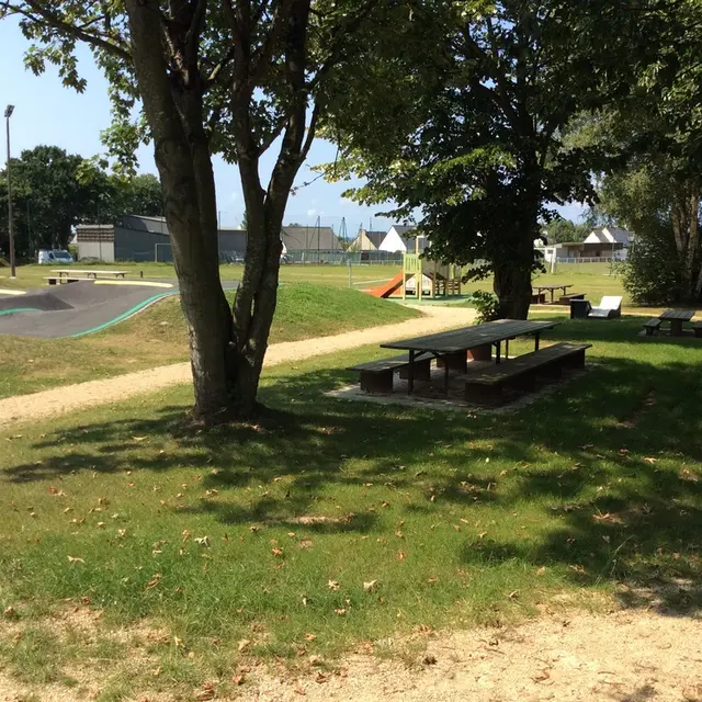 aire de loisirs du terrain des sports
