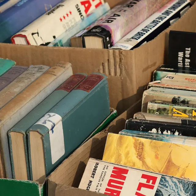 Vente de livres d'occasion - Ploneour-lanvern - Pays bigouden