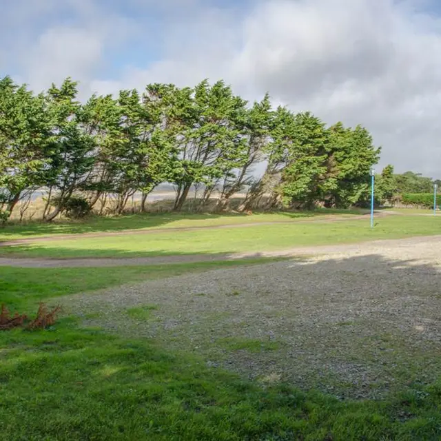 Aire-stationnement-camping-car-kerver-Saint-Gildas-de-Rhuys-Presqu'île-de-Rhuys-Golfe-du-Morbihan-Bretagne sud