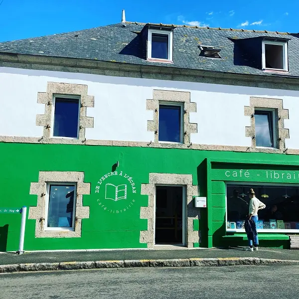 Café-Librairie - De l'encre à l'écran - Guilvinec - Pays Bigouden - Bigoudenjoy