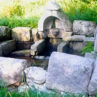fontaine St Jean Plounérin