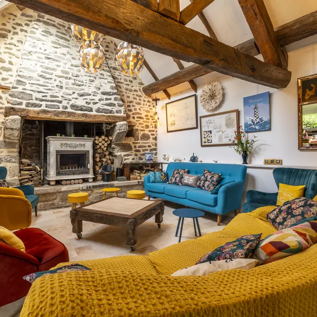 lanrivoal-12per-superbe-chaumiere-blanche-benodet-a231ba7-26452040-55026608-30e4-49c9-8690-c214a85cd966