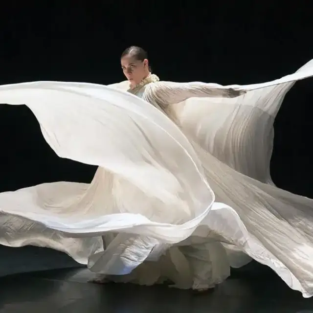 loie-fuller-danser-la-lumiere-1500x800.jpg