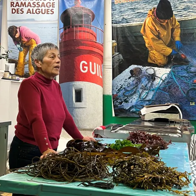 Atelier cuisine des algues avec Scarlette-Guilvinec-Pays Bigouden