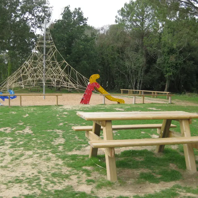 Aire de Port-La-Forêt