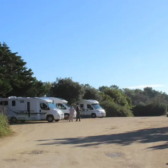 aire camping car damgan morbihan