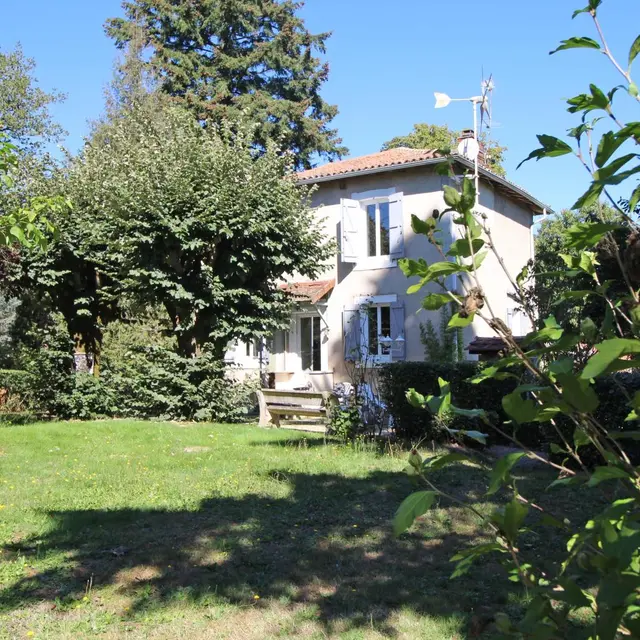 Gîte du Haut Quarteron à Saint Junien en Haute-Vienne (Nouvelle Aquitaine)_1