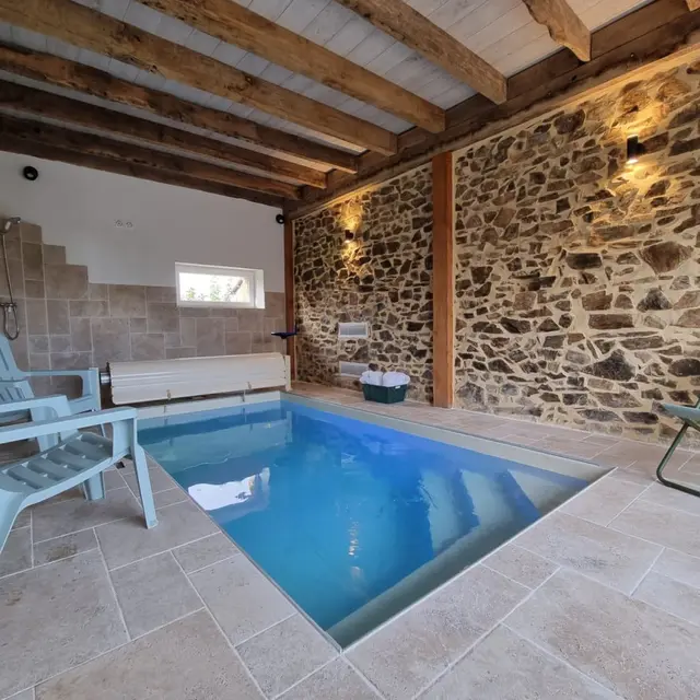 Piscine intérieure Beaulieu