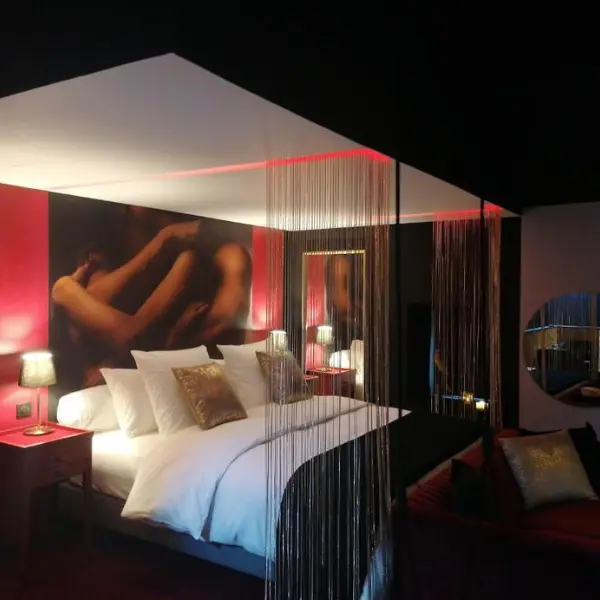 Love room