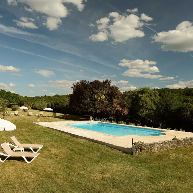 Gîte vintage avec piscine à Biras