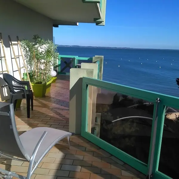 11-detente-sur-terrasse-2