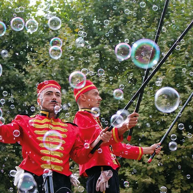 13-decembre-centre-multimedia-neuvic-Les grooms Bullotechnie