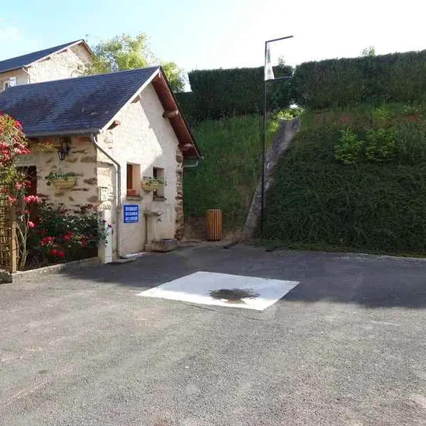 Aire d'accueil  camping-car_1
