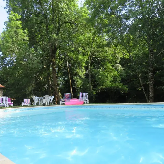 Gîte Rochechouart Le Moulin de la Maillerie_Piscine chauffée