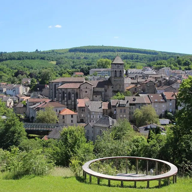 Vue sur Eymoutiers depuis le belvédère_1