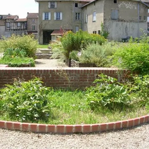 Jardin Jeanne d'Albret, d'inspiration médiévale_1