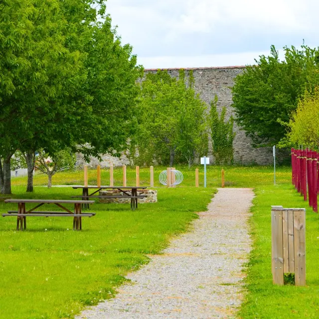 Aire de pique-nique - Parc du Vallon des Granges
