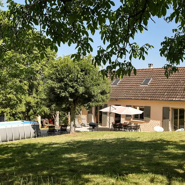 2 VUE GITE DE LA BORIA