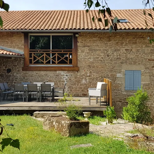 façade Pierre de soleil