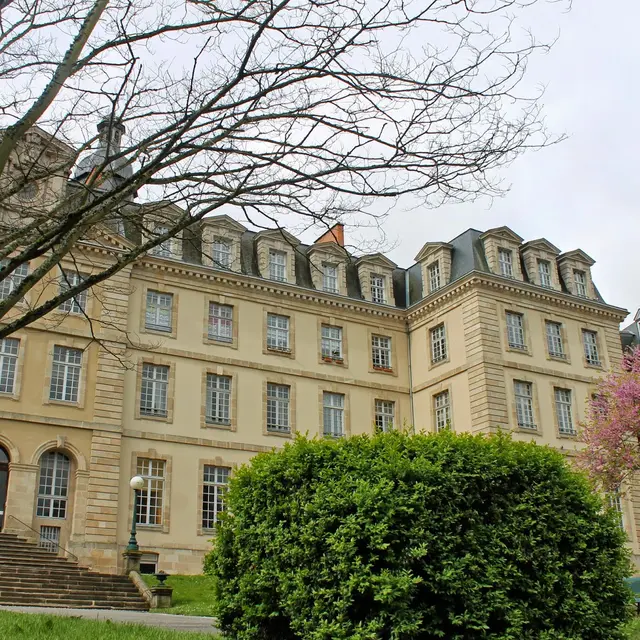 Ancien collège Jésuite_1